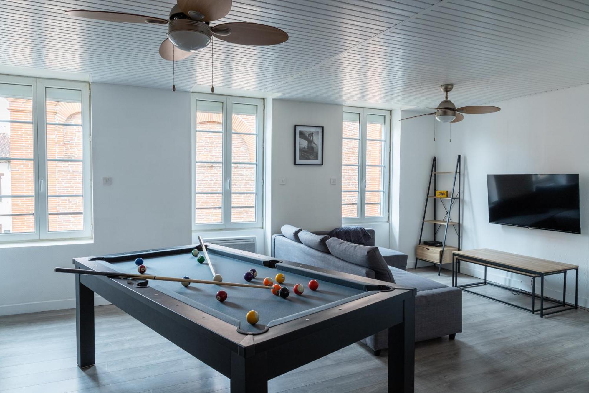 Grand Duplex Avec Billard Apartment Villeneuve-Tolosane Exterior photo