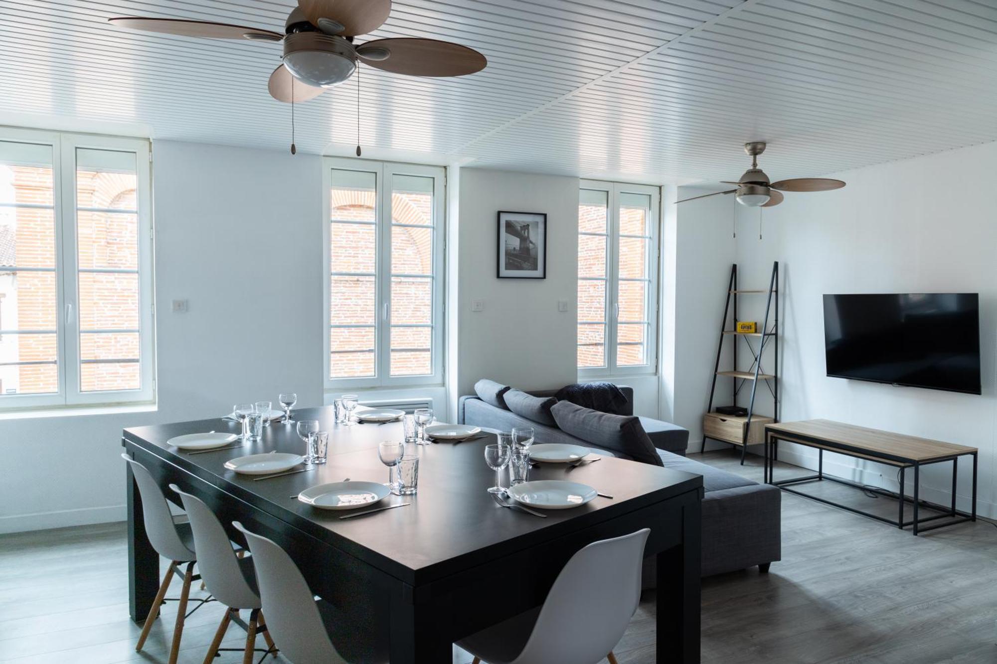 Grand Duplex Avec Billard Apartment Villeneuve-Tolosane Exterior photo