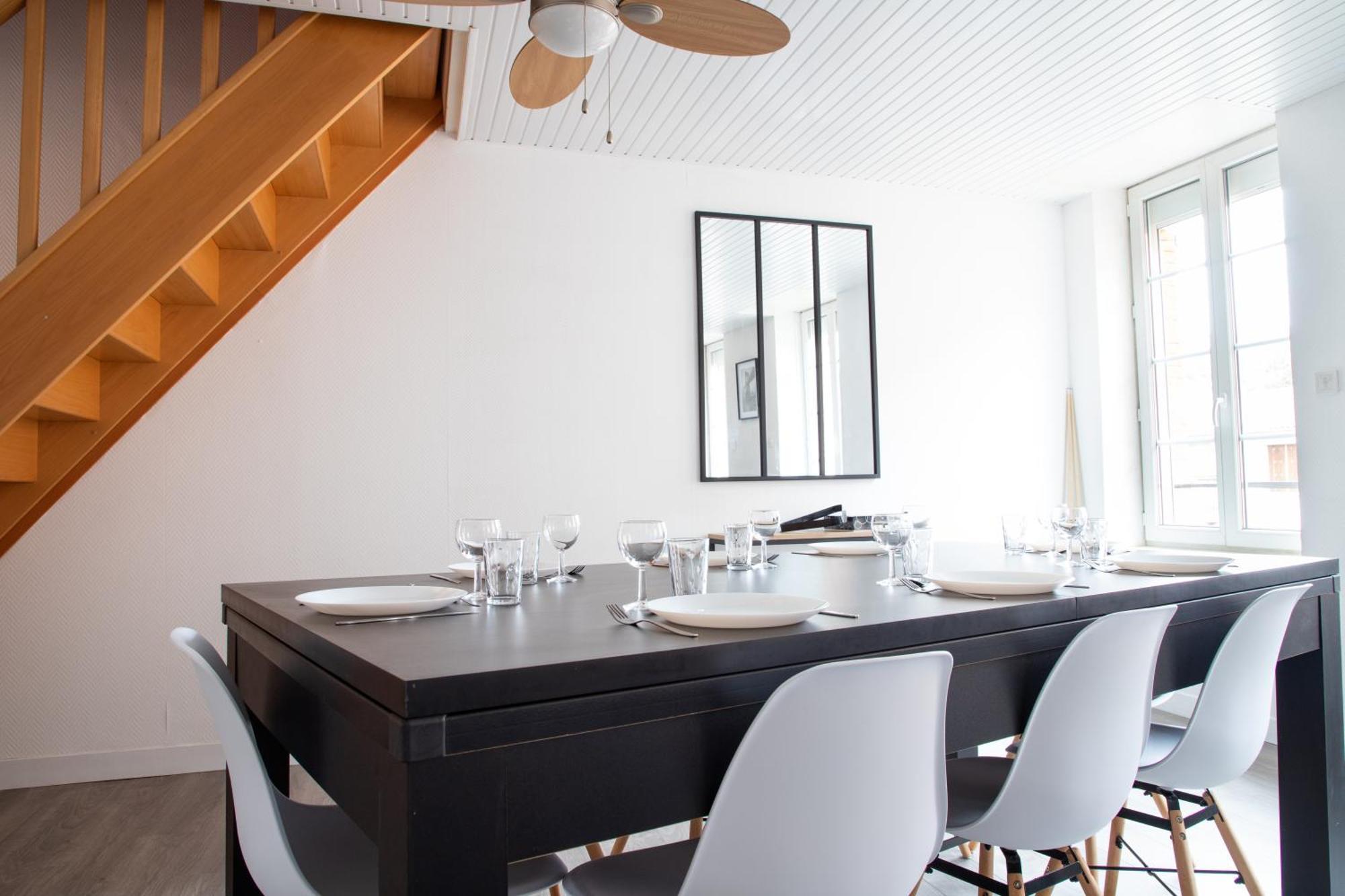 Grand Duplex Avec Billard Apartment Villeneuve-Tolosane Exterior photo
